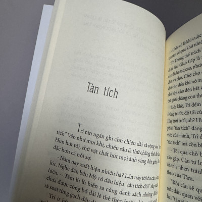 2 NGƯỜI TRONG 1 NGĂN TỦ (tập truyện ngắn) - Phát Dương - NXB Trẻ