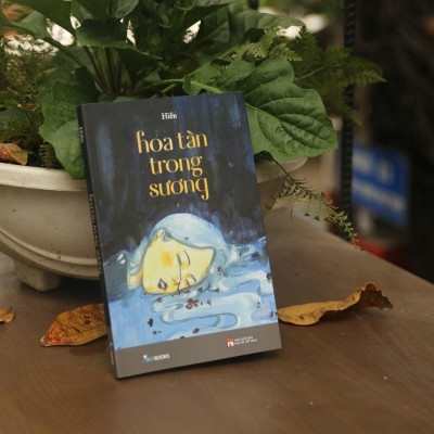 Sách - Hoa Tàn Trong Sương - AZ Việt Nam