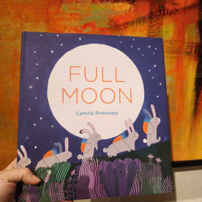 Sách - Full Moon by Camilla Pintonato - Picture Books / Childrens in English