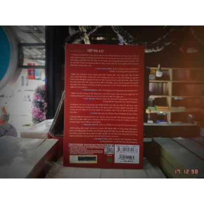 Sách-Tiếp Thị 4.0-Dịch chuyển từ Truyền thống sang Công nghệ số