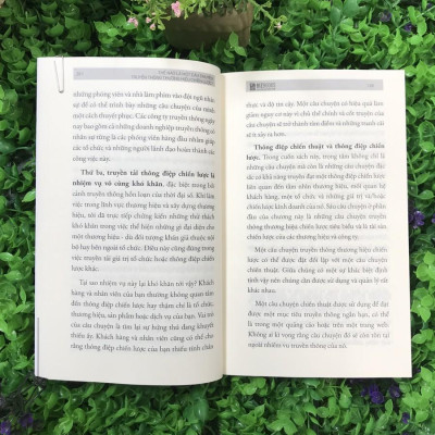 Sách - Brand Story - Thổi Hồn Thương Hiệu, Làm Triệu Người Mê