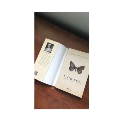 Combo 2 cuốn Tiểu Thuyết Hấp Dẫn:  Lolita + Lấy Nước Đường Xa / Tặng Kèm Bookmark Happy Life 