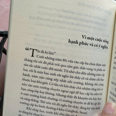 BƯỚC CHẬM LẠI GIỮA THẾ GIAN VỘI VÃ – Hae Min – Nguyễn Việt Tú Anh dịch – Nhã Nam – NXB Hội nhà văn