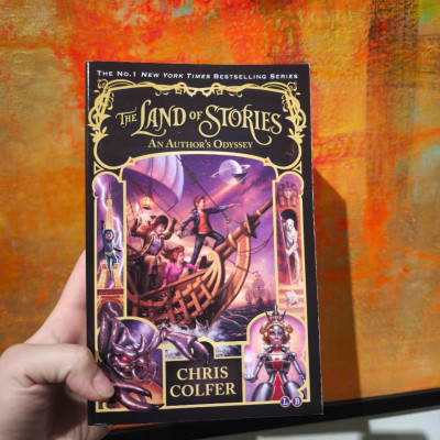 Sách - The Land of Stories: An Author