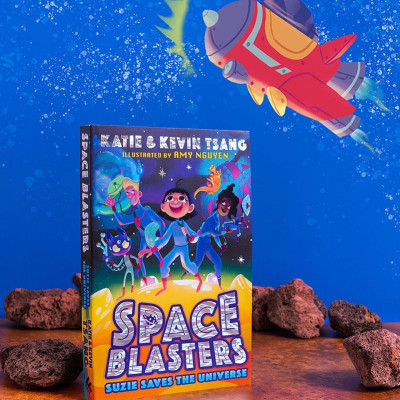 Truyện đọc thiếu nhi  tiếng Anh: Space Blasters (1) — SPACE BLASTERS: SUZIE SAVES THE UNIVERSE