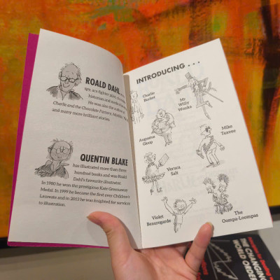 Sách - Charlie And The Chocolate Factory by Roald Dahl -  Childrens Book in English