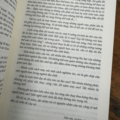  ĐƯỜNG CÂY SỒI – Trương Vỹ – Đỗ Văn Hiểu dịch – NXB Hội Nhà Văn