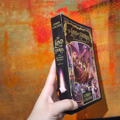 Sách - The Land of Stories: An Author