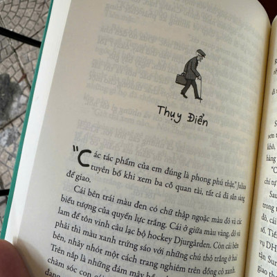 (Combo 2 cuốn Jonas Jonasson) Ông trăm tuổi tái xuất và giải cứu thế giới - Bà tóc tím, nhà tiên tri và gã ngốc chống lại tận thế – Nxb Trẻ