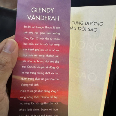 NHỮNG CUNG ĐƯỜNG DƯỚI BẦU TRỜI SAO – Glendy Vanderah – Lý Thu Hằng dịch – 1980 Books – NXB Thanh Niên