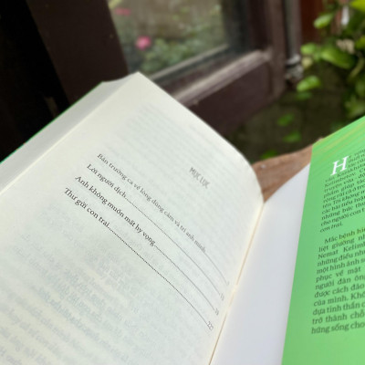 Sách - Hy Vọng Về Những Lẽ Thân Thiết Nhất