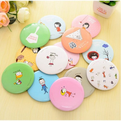 Combo 6 gương mini cầm tay hoạt hình (mẫu ngẫu nhiên)