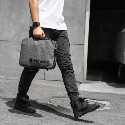 TÚI ĐEO CHÉO TOMTOC (USA) URBAN SHOULDER BAGS FOR ULTRABOOK 15″ GRAY (H14-E02G)