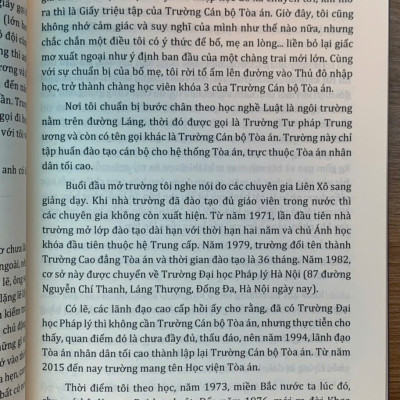 Chuyện nghề phán xử- những dòng chảy của ký ức