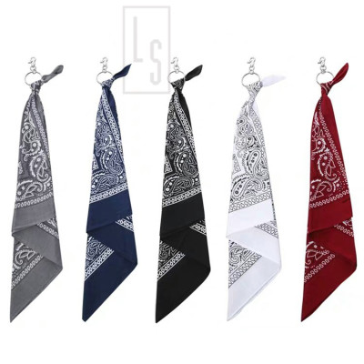 Khăn cotton bandana turban XO cá tính tặng khuyên tròn và móc treo 54x54cm
