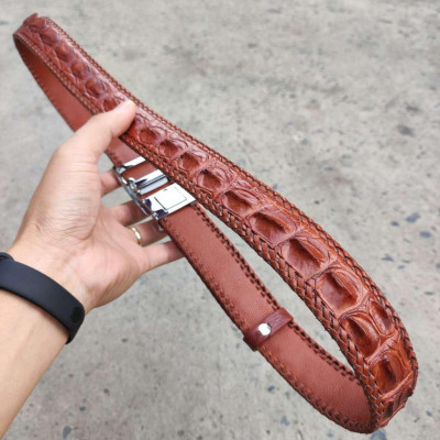 Nịt Da Cá Sấu Gai Liền Đan Viền Thủ Công N33ND1 (mặt bạc)