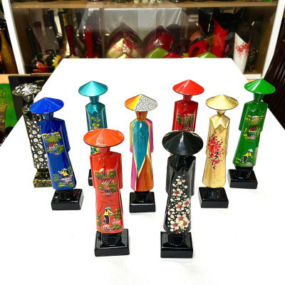 Tượng gỗ sơn mài cô gái Miss Việt Nam - Hình Ảnh cô gái Việt Nam - Quà Tặng - Quà Lưu Niệm Việt Nam