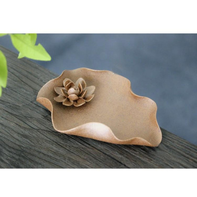 Đĩa đốt trầm đắp sen nổi nghệ thuật DDT42