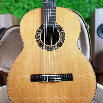 Đàn Guitar Classic Custom (Khảm Trai Vietcombank)