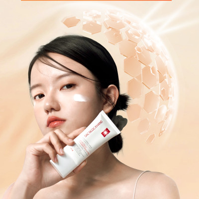 Combo 6 món: Nước tẩy trang 145ml + Sữa rửa mặt 50g+ Nước hoa hồng 145ml + Kem dưỡng ban đêm 10g + Kem chống nắng 50g + Sắc Ngọc Khang ++ (60 viên)