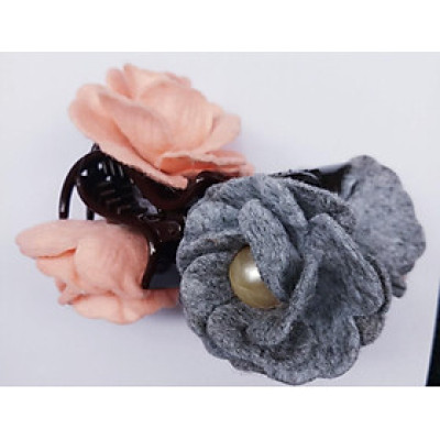 Combo hai kẹp càng cua 5 răng hoa - Hoa và màu sắc ngẫu nhiên