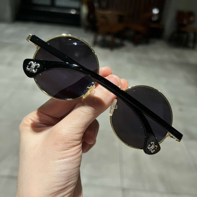 Kính thầy bói Mắt tròn xoe gọng họa tiết cổ điển