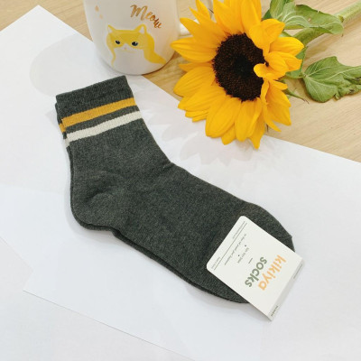 Tất vớ nữ cổ cao sọc ngang Kikiya cao cấp Hàn Quốc W-C-002