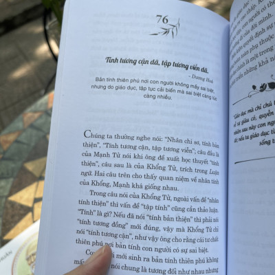 KHỔNG TỬ - TINH HOA TRÍ TUỆ QUA DANH NGÔN – Hoàng Nha Phương – Nguyễn Văn Lâm dịch – VanLangBooks – NXB Hồng Đức (Bìa mềm)