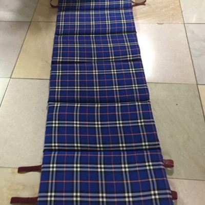 ĐỆM GẤP CÓ THỂ DÙNG  MANG TỚI VĂN PHÒNG HOẶC DÙNG CÁ NHÂN( MÀU NGẪU NHIÊN )