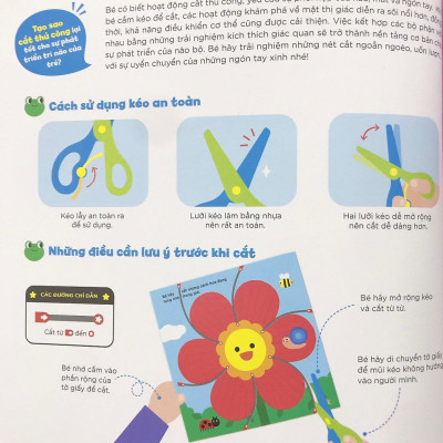 Đôi Bàn Tay Khéo Léo - Làm Quen Với Môn Cắt Thủ Công - Tặng Kèm Chiếc Kéo An Toàn