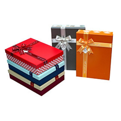 Hộp Quà Chữ Nhật Phượng Hoàng C203 - 27 x 19 x 6 cm - Giao mẫu ngẫu nhiên