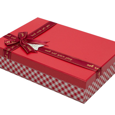 Hộp Quà Chữ Nhật Phượng Hoàng C202 - 24 x 16,5 x 5 cm - Giao mẫu ngẫu nhiên