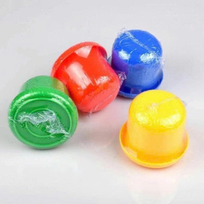 Hộp lắc xí ngầu bằng nhựa Beer Club tặng kèm 5 viên xí ngầu - đồ chơi lắc xúc xắc xí ngầu