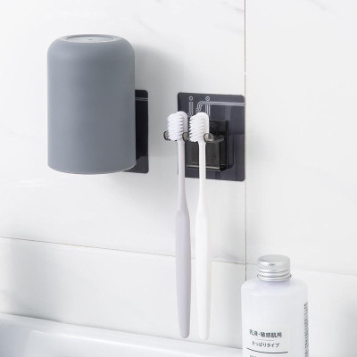 Cốc Đựng Nước Và Móc Dán Tường Treo Bàn Chải Đánh Răng Trong Nhà Tắm Siêu Chắc, Với Miếng 3M Dán Tường Chắc Chắn Tiện Dụng. TakyHome 5216