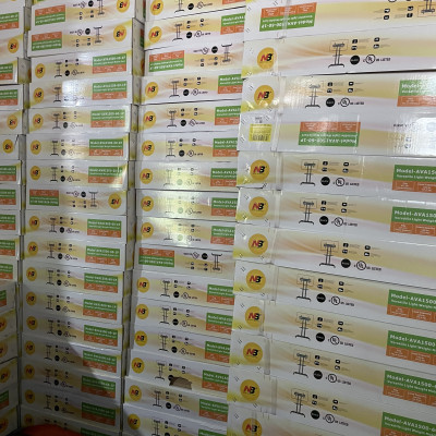 Giá treo tivi di động nhập khẩu AVA1500-60-1P (Đ8) màu đen cho tivi 32-65 inch