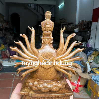 Tượng Phật ngài nghìn mắt nghìn tay bằng gỗ bách xanh thơm nức cao 15x12x7cm