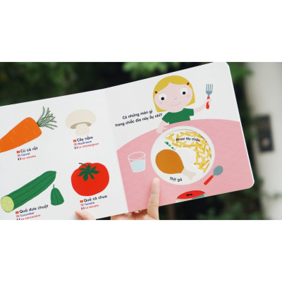 Sách Chuyển Động Thông Minh Đa Ngữ Việt - Anh - Pháp Vườn Thú
