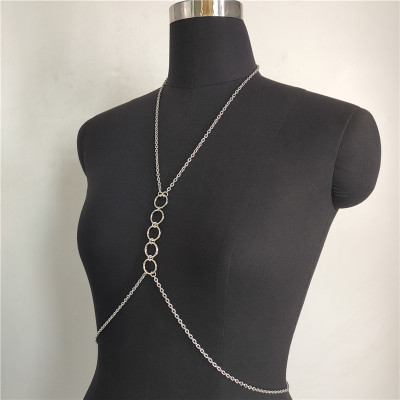 Chuỗi xích thắt lưng body