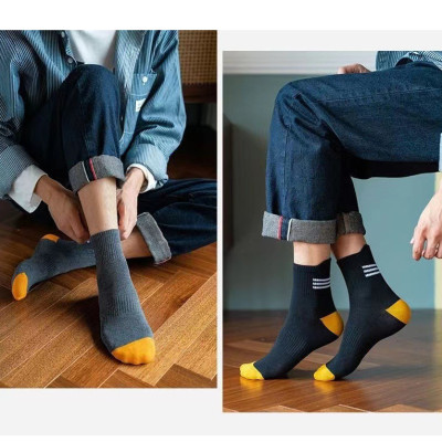 Set 5 đôi tất nam 3 sọc cổ trung, tất nam phong cách vintage Hàn Quốc