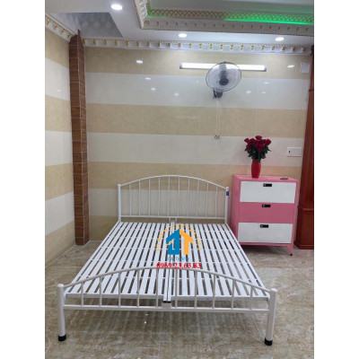 Giường sắt 1mx2m mỹ nghệ cao cấp 1 người nằm