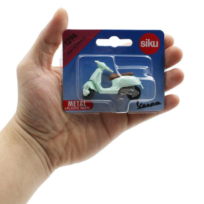 Đồ Chơi Mô Hình Xe Vespa 125 GTS Super - Siku 1296 - Màu Xanh Ngọc