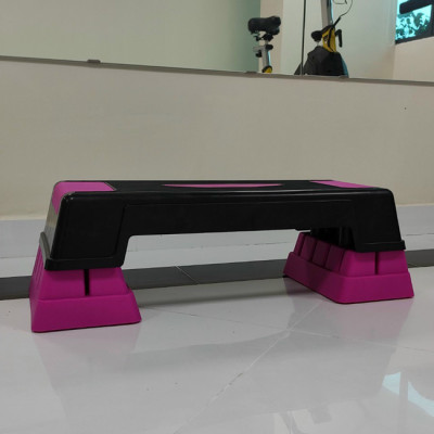 Bục tập thể dục, bục dậm nhảy Aerobic 740 điều chỉnh 2 mức cao 12cm và 22cm dày dặn, chắc chắn