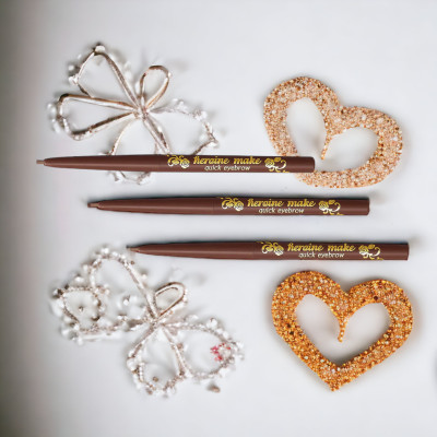 Bút Chì Sáp Kẻ Lông Mày Không Lem Trôi Lõi Siêu Mịn Màu Nâu Sáng Kissme Heroine Make Quick Eyeliner