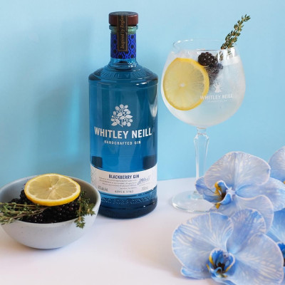 Rượu Whitley Neill Handcrafted Blackberry Gin 43% (700ml) - Không hộp