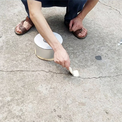 Cuộn băng keo chống thấm dột kích thước dài 5m x rộng 10cm 