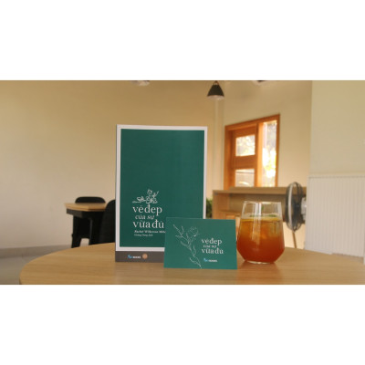 Sách Skybooks - Vẻ Đẹp Của Sự Vừa Đủ