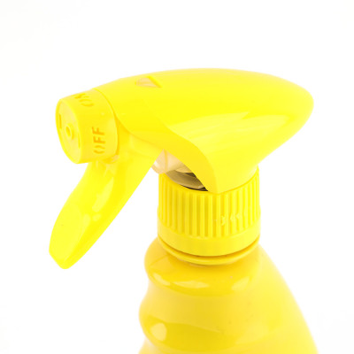 Xịt Dưỡng Và Làm Bóng Vỏ Xe FORMULA 1 615238 680ml Bóng Sâu Tự Nhiên Chống Ngả Màu Lốp Xe - Nhập Khẩu Chính Hãng