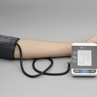 Máy đo huyết áp tự động Kachi MK167 - Hàng chính hãng