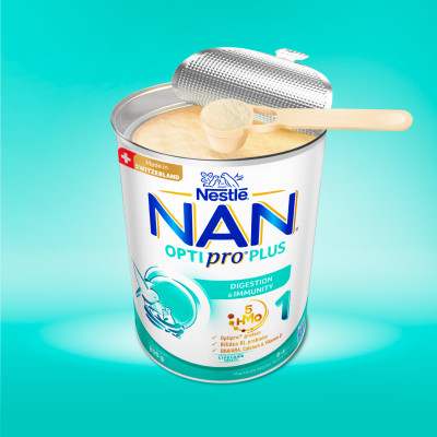Sữa bột Nestlé NAN OPTIPRO PLUS 1 800g/lon với 5HMO Sản Xuất Tại Thụy Sĩ (0 - 6 tháng)