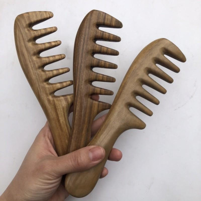 Lược răng thưa massage đầu bằng gỗ Thơm/ giúp lưu thông máui (Size: XL- 20cm) - COH259 